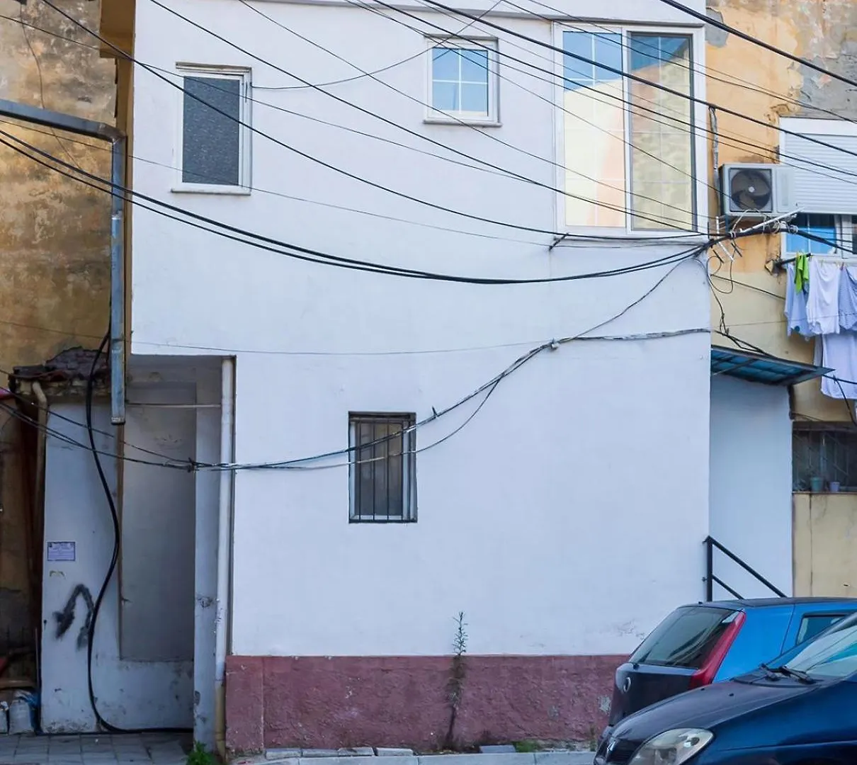 The Tropical House Tirana Apartment